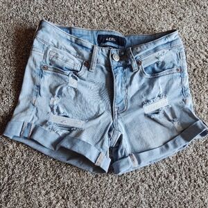 Aero Size 00 Distressed Low Rise Midi Jean Shorts!